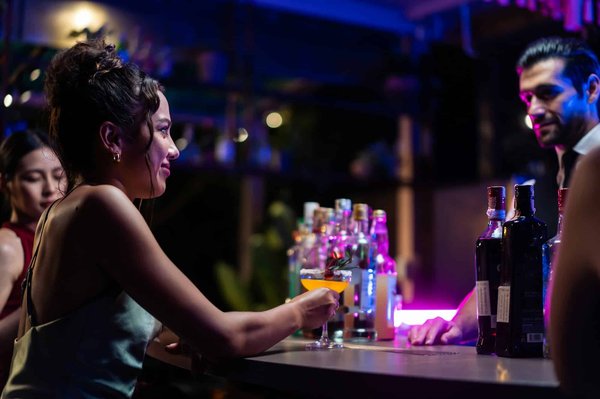 Pourquoi et comment utiliser les outils de barman en mixologie ?